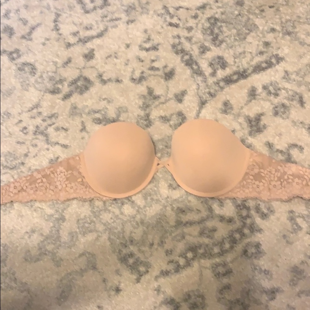 Never worn aerie strapless bra (push up)
